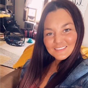 Meet your Posher, Britne